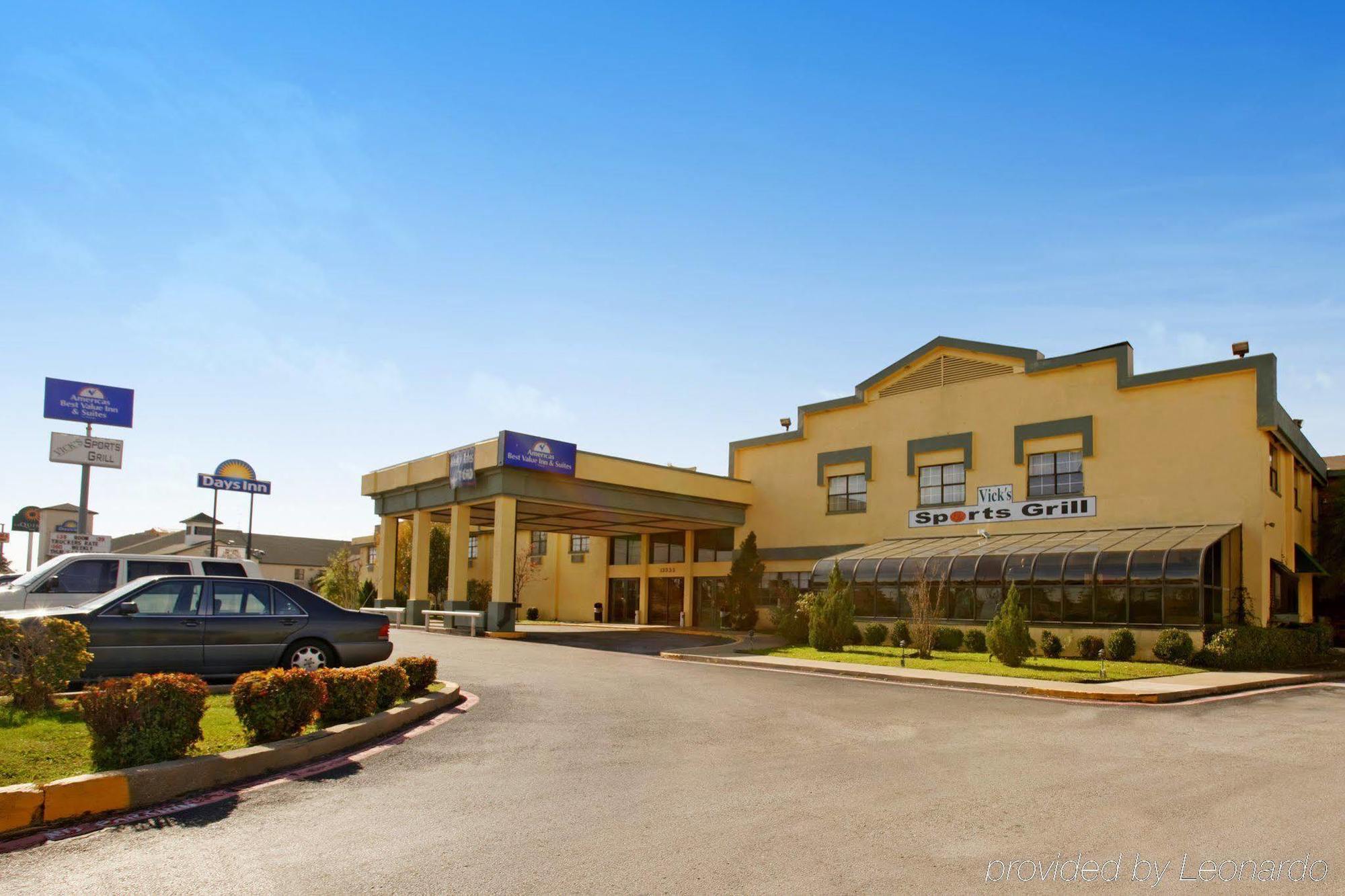 Americas Best Value Inn And Suites North Farmers Branch Exterior foto