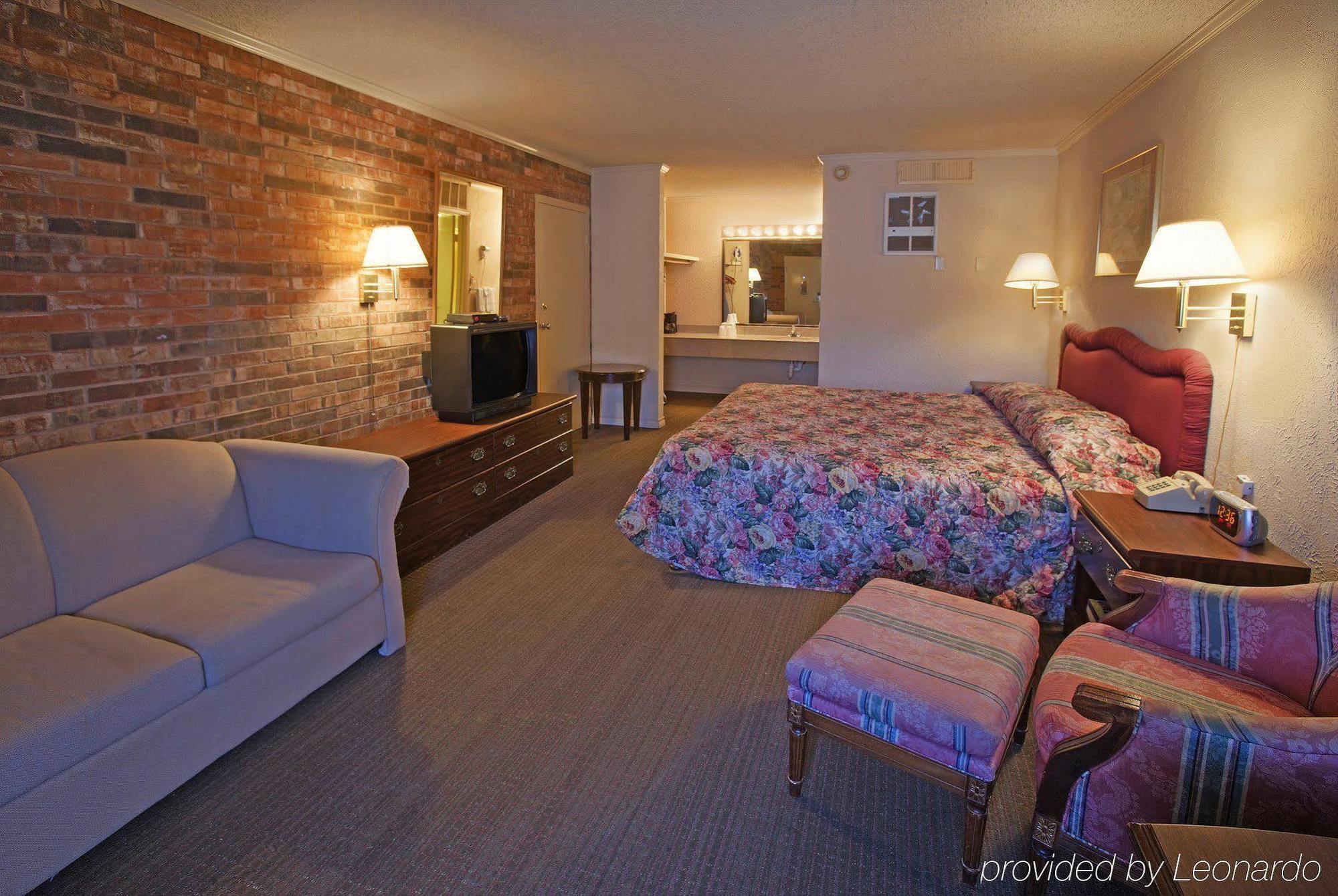 Americas Best Value Inn And Suites North Farmers Branch Habitación foto