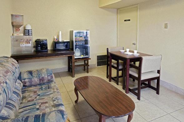 Americas Best Value Inn And Suites North Farmers Branch Exterior foto